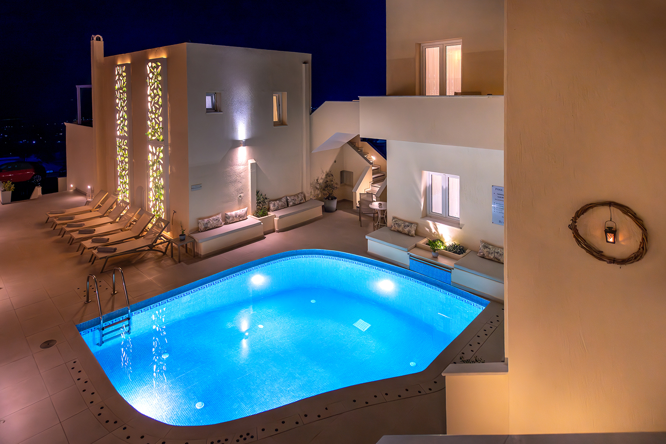 Reverie Santorini Hotel, accommodation in Firostefani, Rooms, Studios, Suites book online